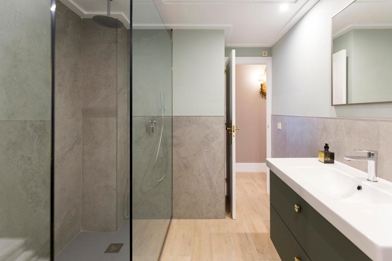 Gran Vivienda En La Rambla! Apartment อาลิกันเต ภายนอก รูปภาพ
