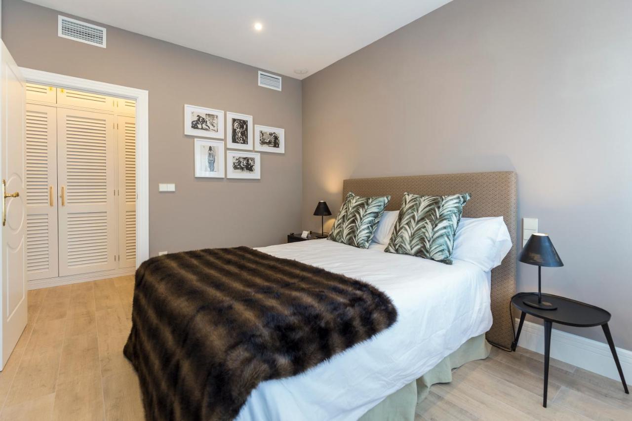 Gran Vivienda En La Rambla! Apartment อาลิกันเต ภายนอก รูปภาพ